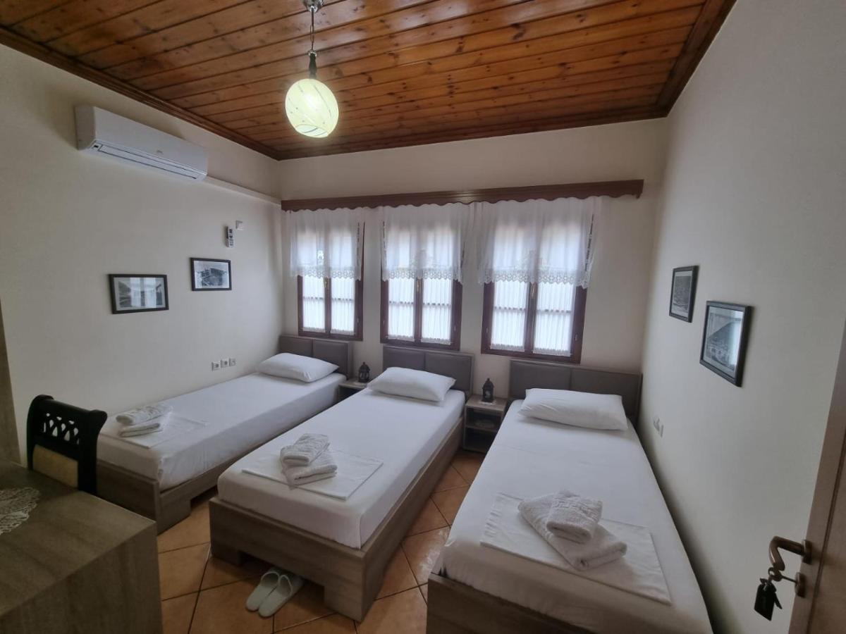 Romeo'S Guest House Berat Exterior foto