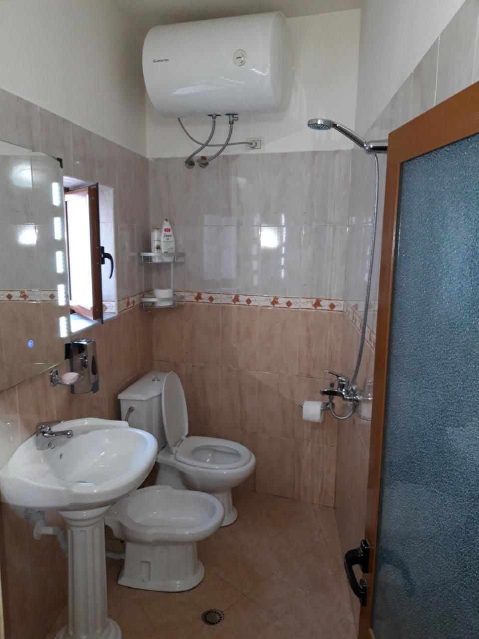 Romeo'S Guest House Berat Exterior foto